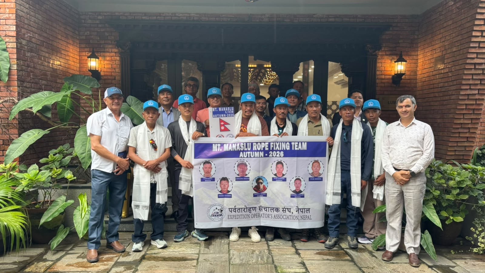 EOA flags off Manaslu rope-fixing team for autumn expeditions