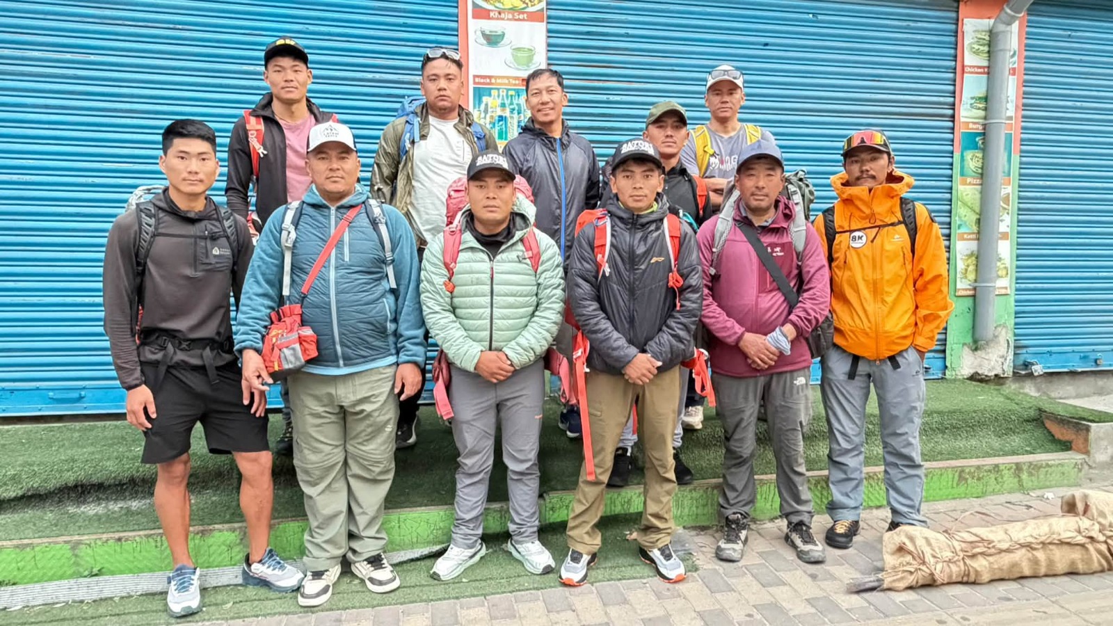Himlung expedition teams head to Base Camp to reopen route