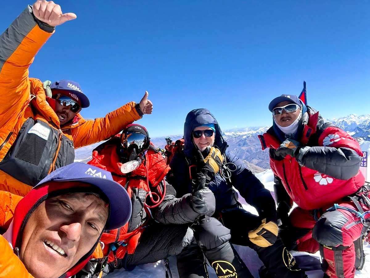 Nine climbers from Namas Adventure scale Himlung Himal