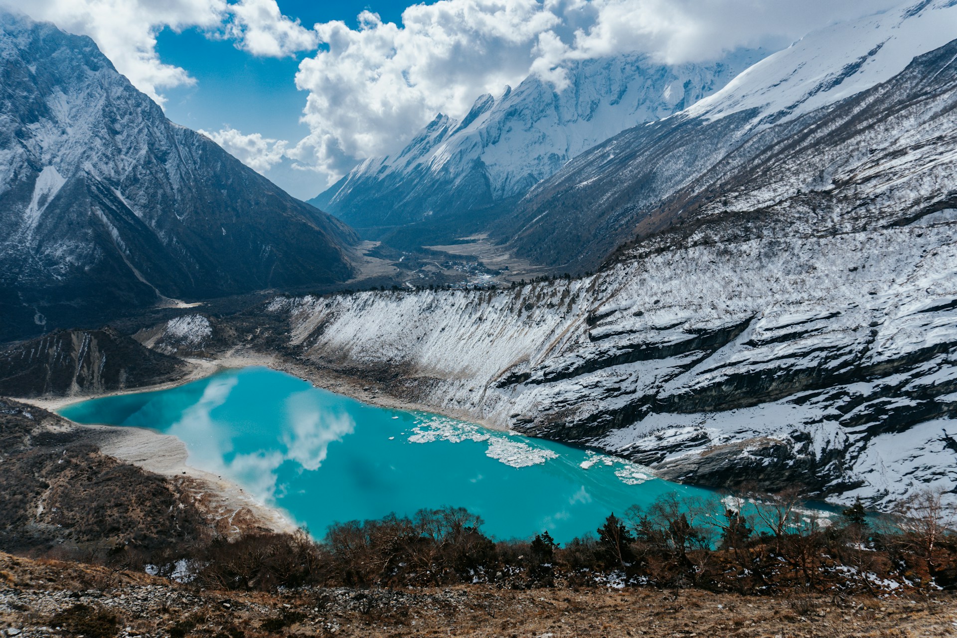 Manaslu and Tsum Valley treks reopen after Budhi Gandaki flood; locals build four bridges