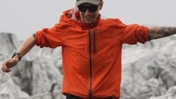 American endurance athlete begins Everest Base Camp–Lukla speed record attempt