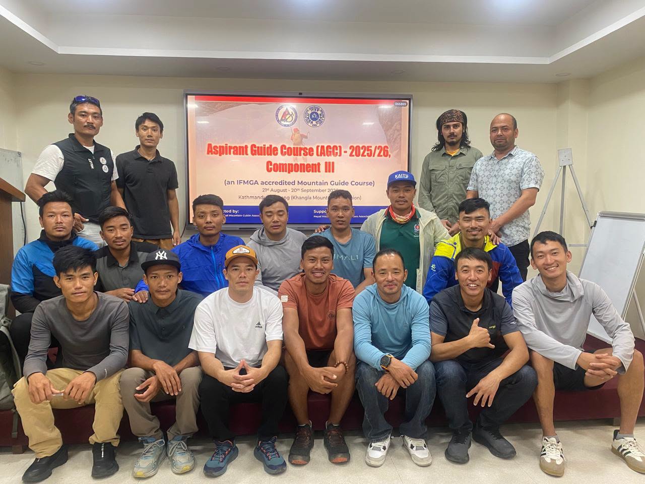 15 trainee guides begin advanced mountain training under IFMGA course