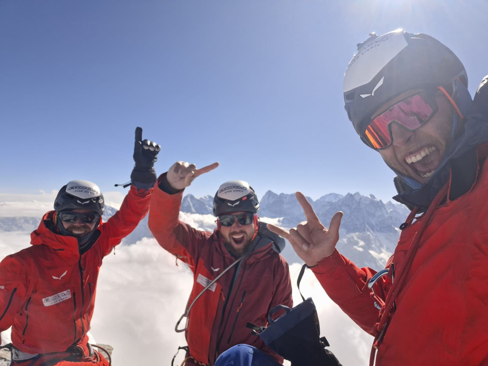 Austrian climbers scale Kongde Ri via north face in alpine style