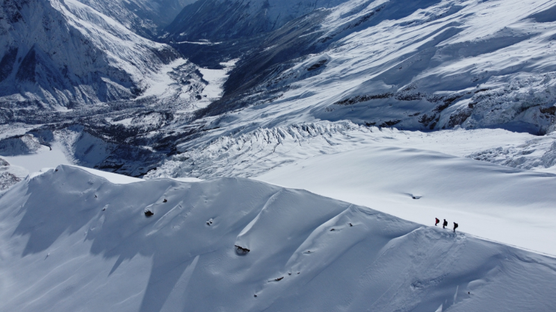 Autumn climbing season opens in Nepal with 204 climbers from 45 countries